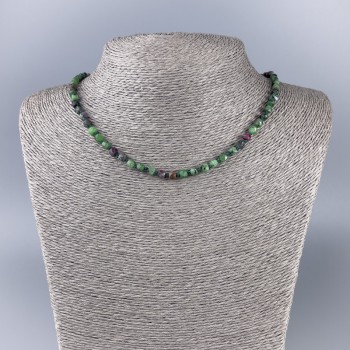 Necklace Zoisite natural stone faceted cube, diameter 4x4mm+-, length 50cm+