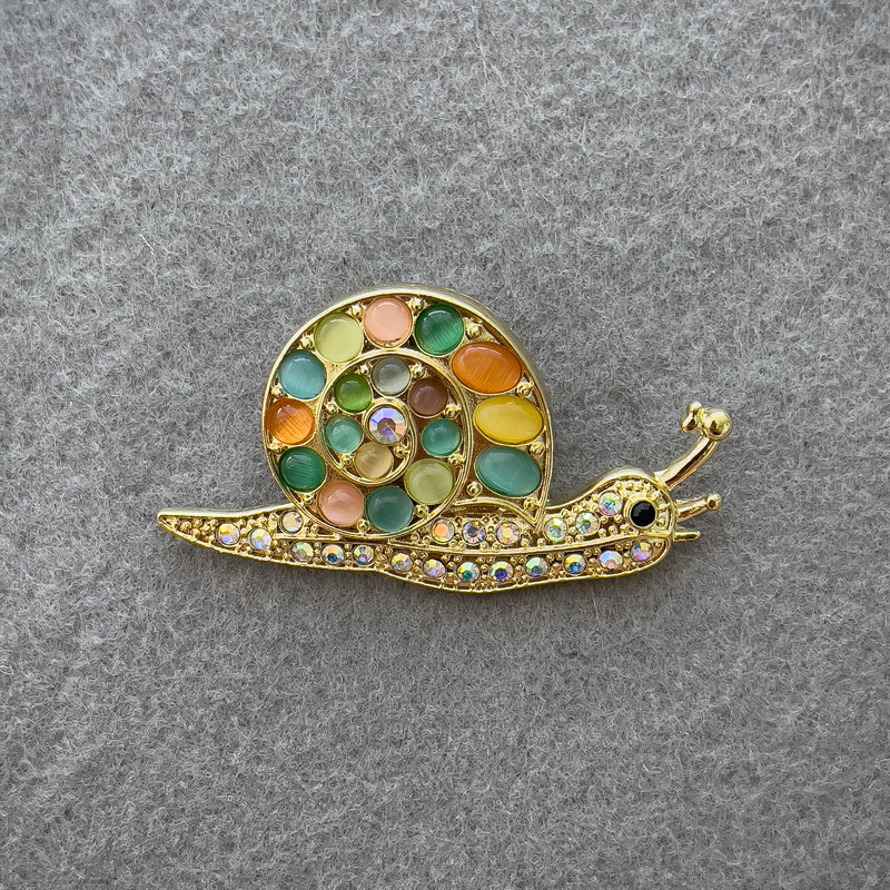 Snail Brooch Multicoloured Cat's Eye with Rhinestones Light Gold-Tone Metal 28x55mm+