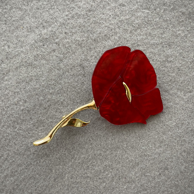 Red Poppy Flower Brooch, mother-of-pearl, gold-tone metal, 76x46mm+