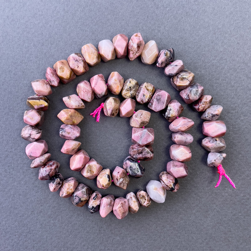 Rhodonite Beads, natural stone, faceted rondelle on thread, 10x7 mm, approx. 39 cm length