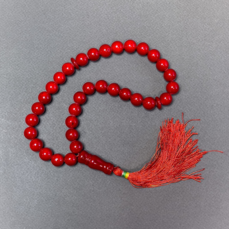 Prayer Beads Coral (pressed) smooth ball, diameter 12mm+- 33 beads, with Coral inserts