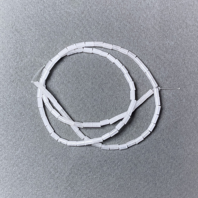 Rock Crystal Natural Stone Chip Beads, diameter 2x4mm+-, length 38cm+- on Fishing Line