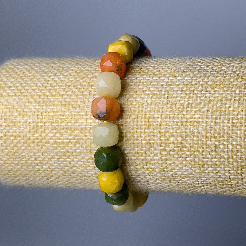 Assorted Natural Stone Bracelet, Faceted Cube, Diameter 9mm+/-, Length 18cm (Stretch)