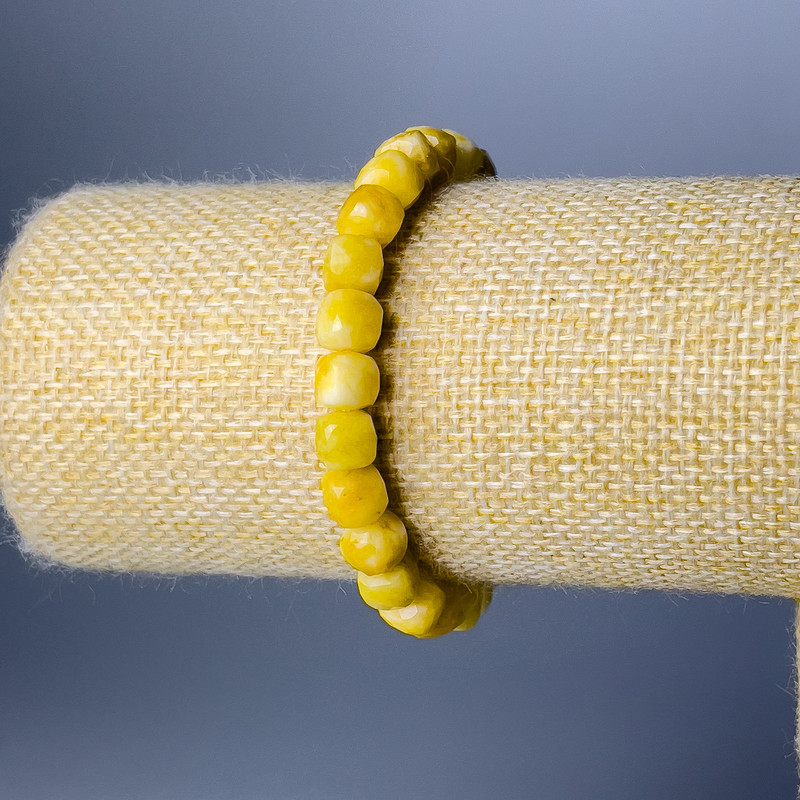 Yellow Jadeite Natural Stone Bracelet, Faceted Cube, Diameter 7mm+/-, Length 18cm (Stretch)