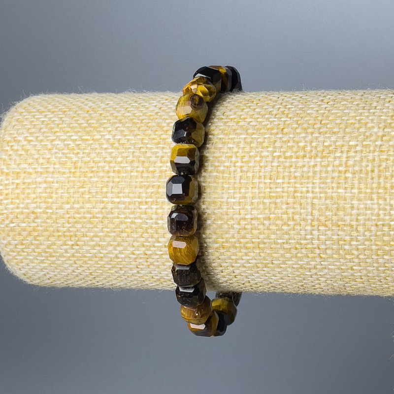 Tiger's Eye Natural Stone Bracelet, faceted cube, diameter 7mm+/-, length 18cm (stretch)