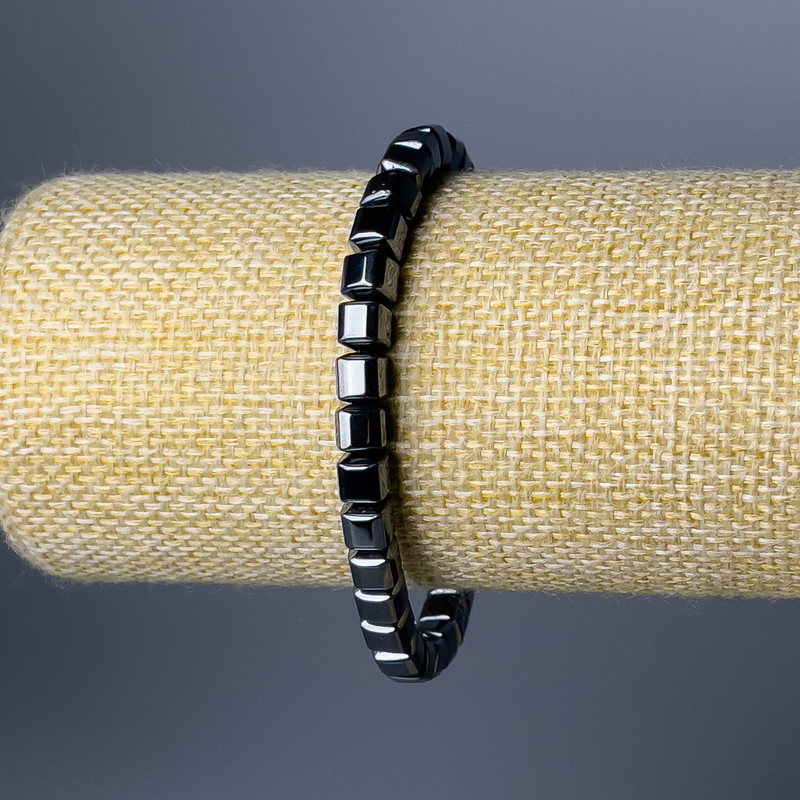 Hematite Cube Bracelet, diameter 6mm +/-, length 18cm (stretch)