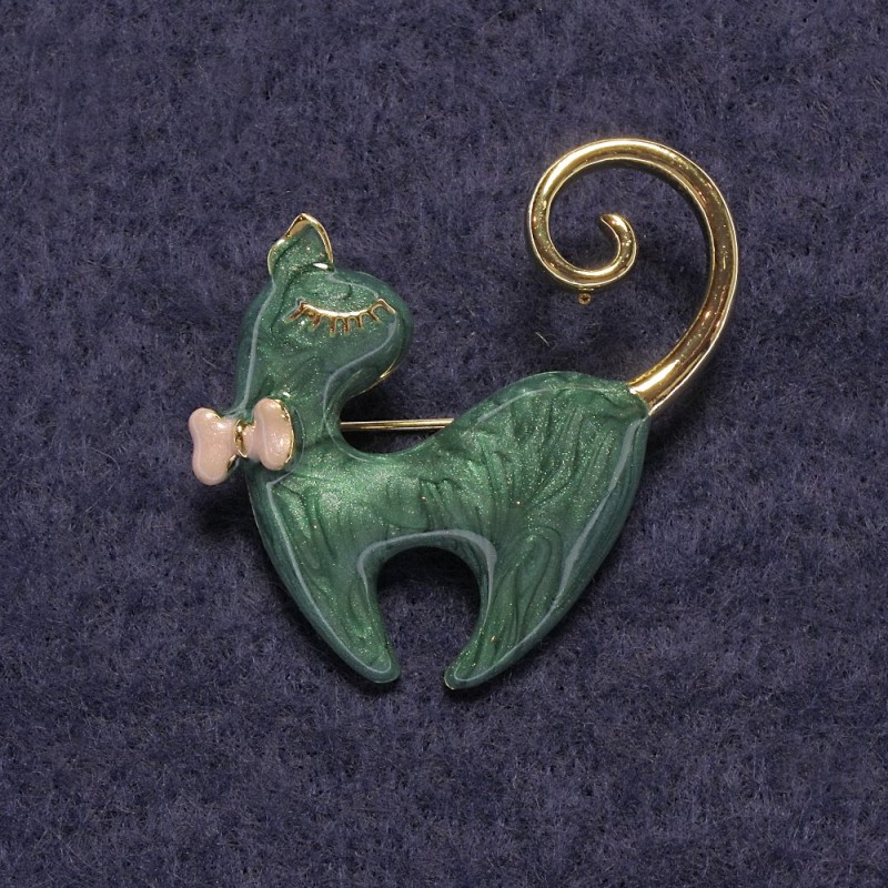 Cat Brooch, Green Mother-of-Pearl, Gold-Tone Metal, 37x38mm