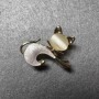 Cat Brooch White Cat's Eye, White Mother-of-Pearl, Gold-Tone Metal 28x23mm