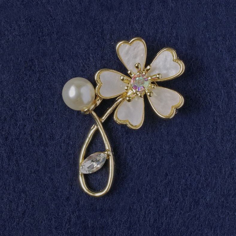 Flower Brooch white mother-of-pearl, crystal, bead, gold-tone metal 33x51mm