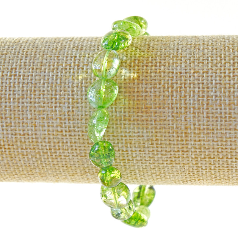 Green Crystal Bracelet, toned as Chrome Diopside, tumbled, diameter 10x12mm+-, length 18cm+- (stretch)