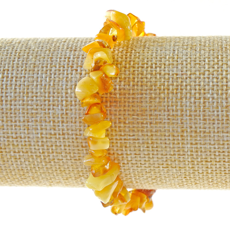Amber Chip Bracelet, diameter 8x3mm+-, length 18cm+- (stretch)