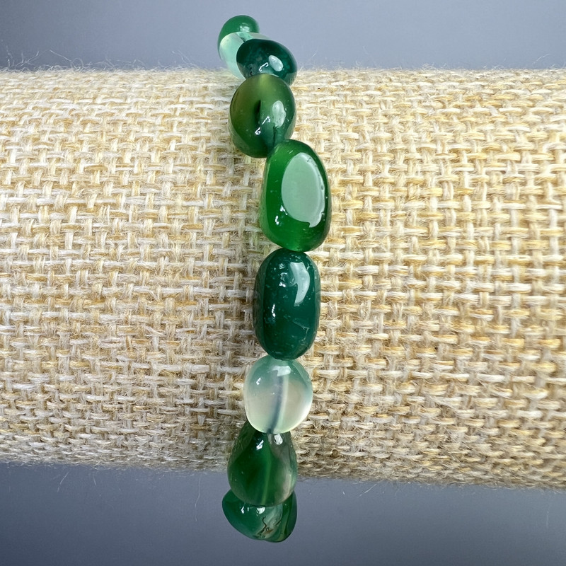 Green Agate Bracelet, natural stone tumbled beads, diameter 6x8mm+/-, length 18cm+/- (stretch)