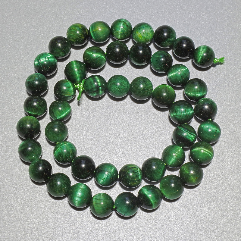 Green Cat's Eye Beads, Natural Stone, Smooth Round, Diameter 8.5mm+/-, Length 38cm+/- on a Thread
