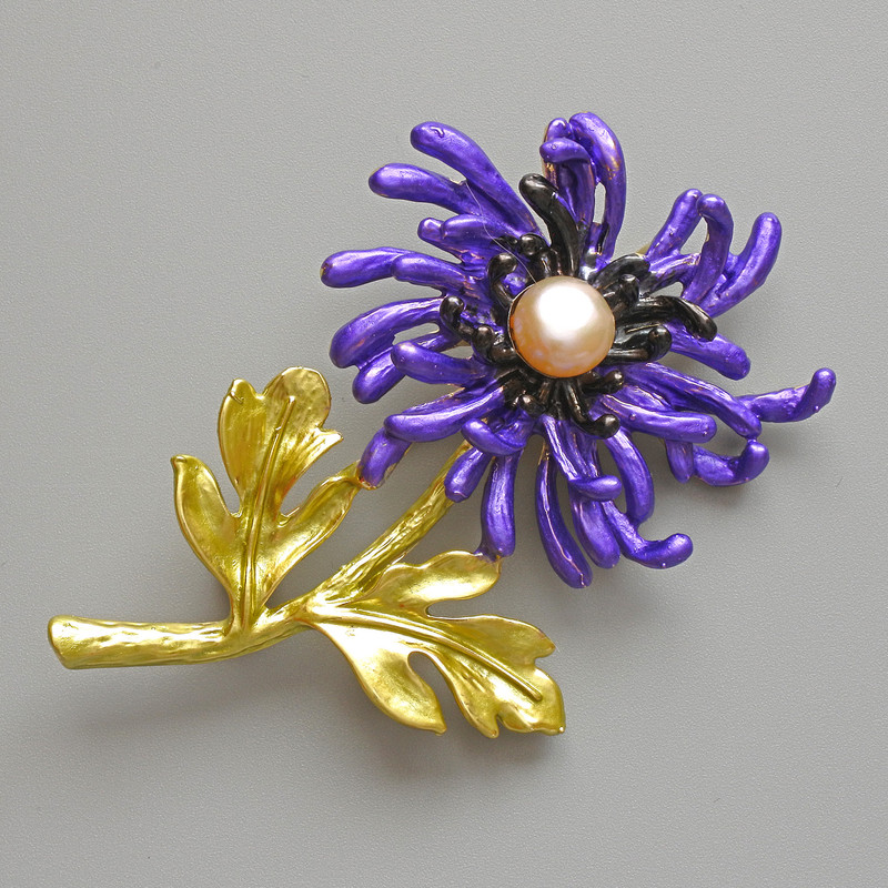 Brooch Pendant Chrysanthemum Flower Yellow, Purple and Black Matte Enamel, White Bead, Gold-Tone Metal 40×61mm
