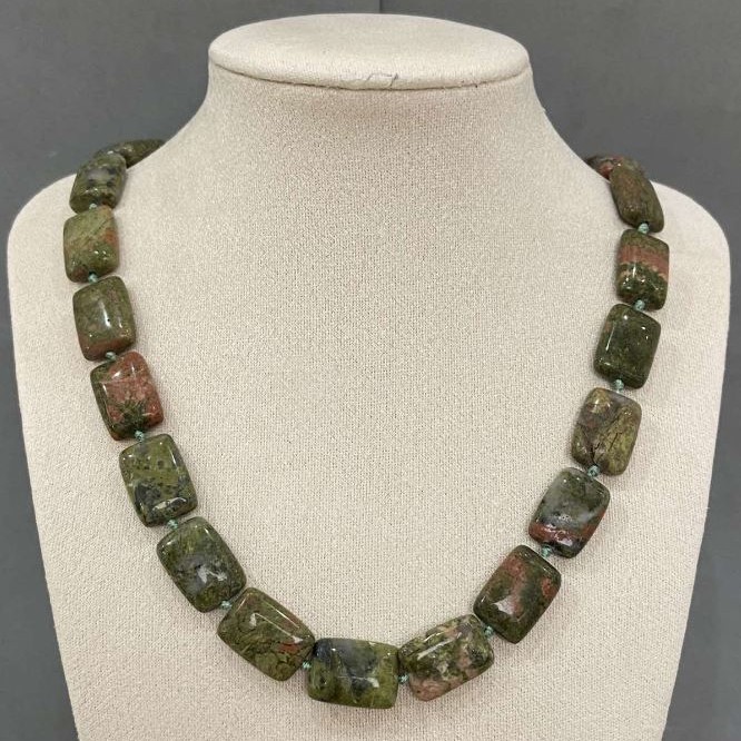 Heliotrope Jasper Necklace, natural stone rectangle, diameter 13x18mm+-, length 48cm