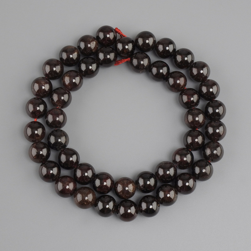 Garnet beads, smooth round bead, diameter 9mm +-, length 40cm +-
