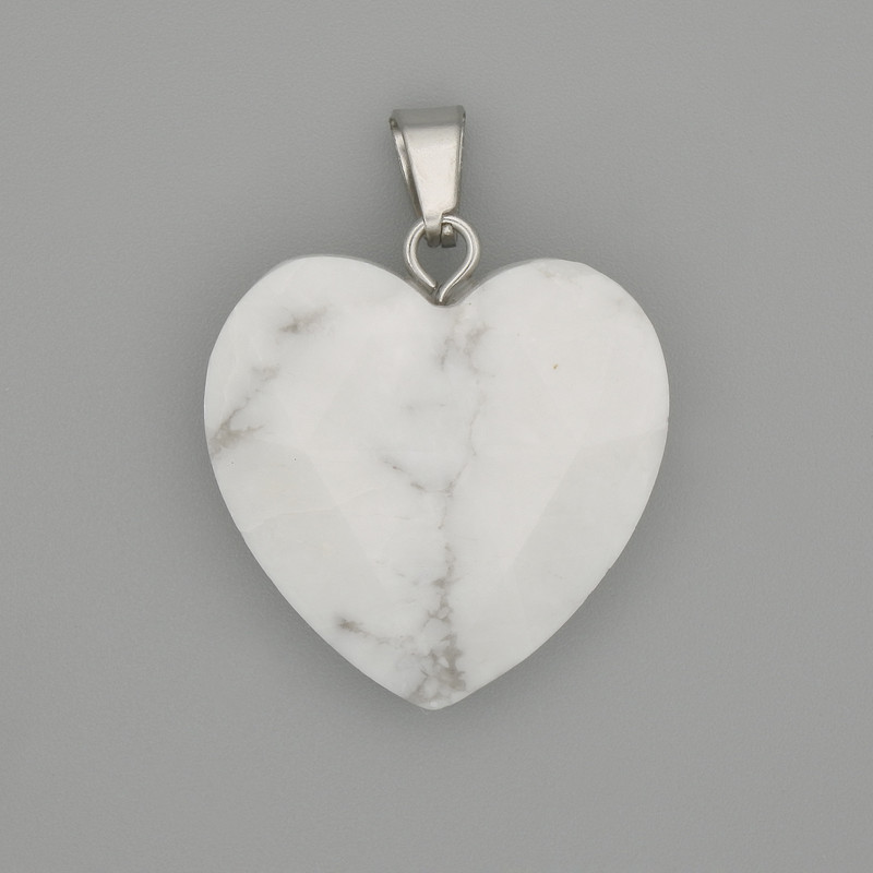 Pendant Chalcedony faceted heart 20x20 mm+