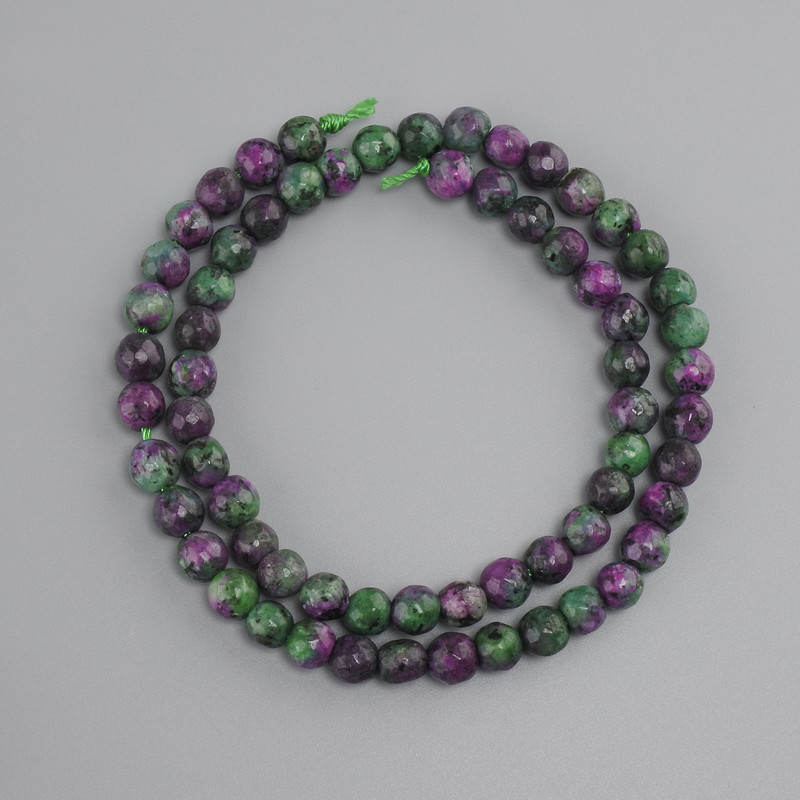 Zoisite beads faceted round bead, diameter 6mm +/-, length 39cm +/- on a thread