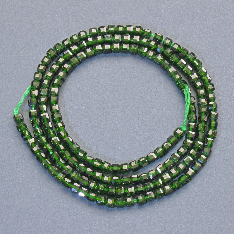 Beads Green Aventurine (synthetic) faceted cube, diameter 2mm+-, length 38cm+- on a thread